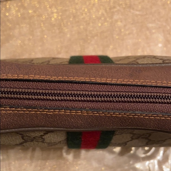 Authentic vintage Gucci pouch - Picture 6 of 10